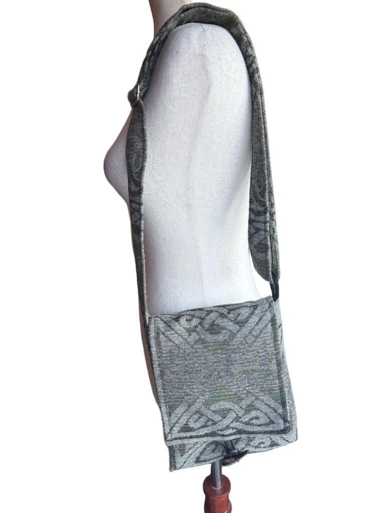 Calzeat Celtic Collection Crossbody Bag Green Wool Pattern 9