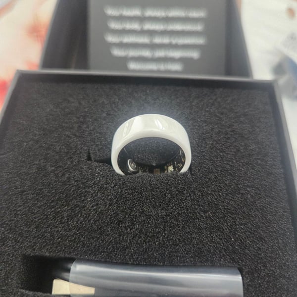NEW - Halo Smart Health Fitness Tracker Ring White Ceramic #5. SIZE 5