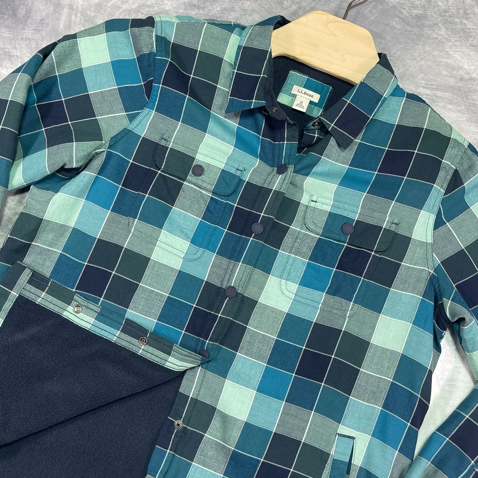 L.L.Bean Plaid Fleece-Lined Shacket Size M Blue Green Checkered 2