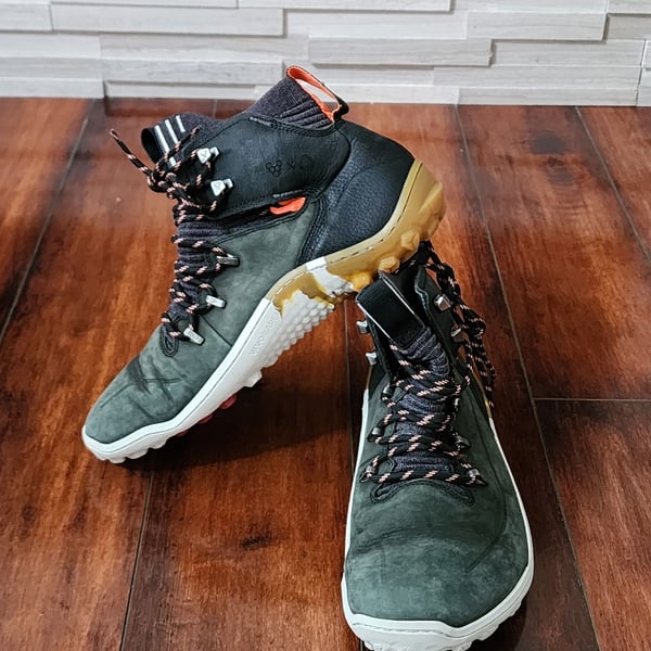 Vivobarefoot Tracker Decon FG2 Hiking Boots Size 42 Green