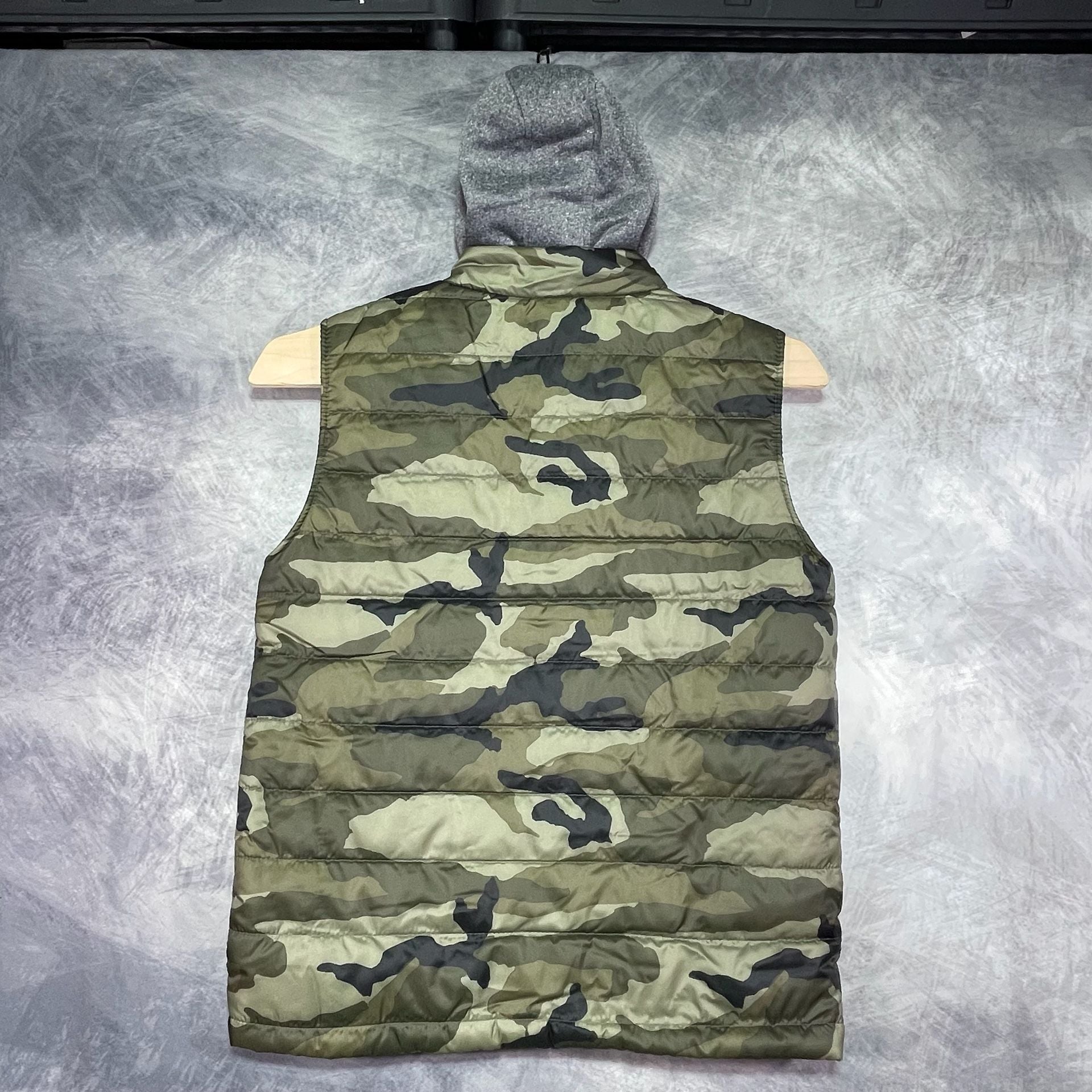 Ecko Unlimited Camo Puffer Vest Hoodie Size M Green Camouflage Full Zip Hooded 8