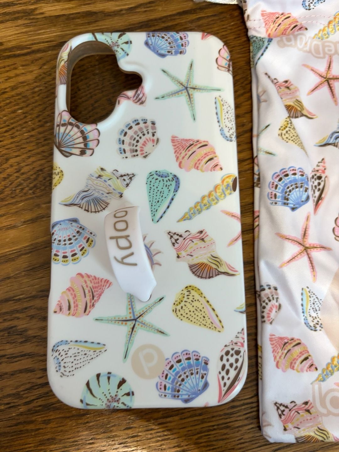 Loopy Cases Coastal Shells iPhone 17 Righty Case and Pouch Set 2
