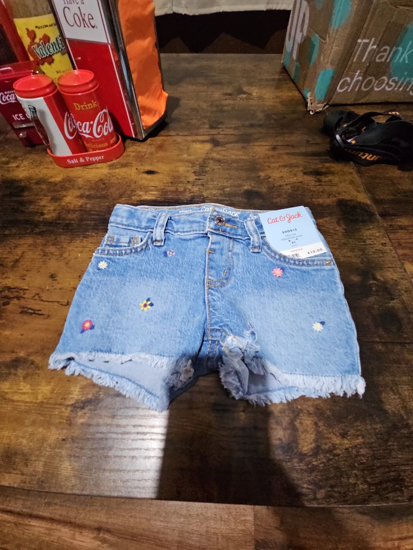(235) Cat & Jack Floral Denim Shorts Size 2T 2