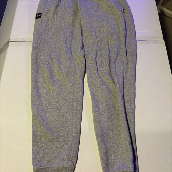 Under Armour Gray Sweatpants Joggers Loose Fit Fleece Drawstring Medium