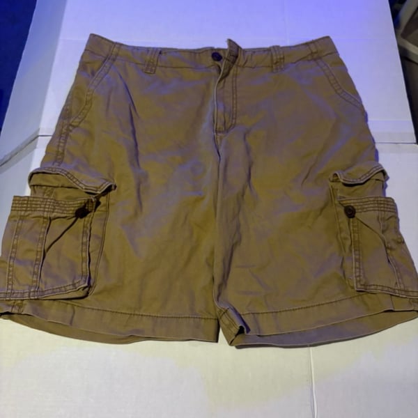 Aeropostale Cargo Shorts Size 38 Tan Cotton Button Fly Pockets