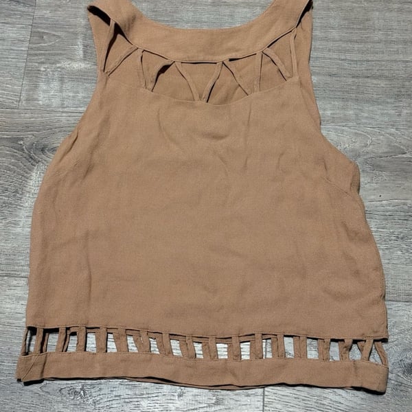 Farm Rio Cut Out Tank Top Size Small Brown Linen Blend Summer Boho Crop Top