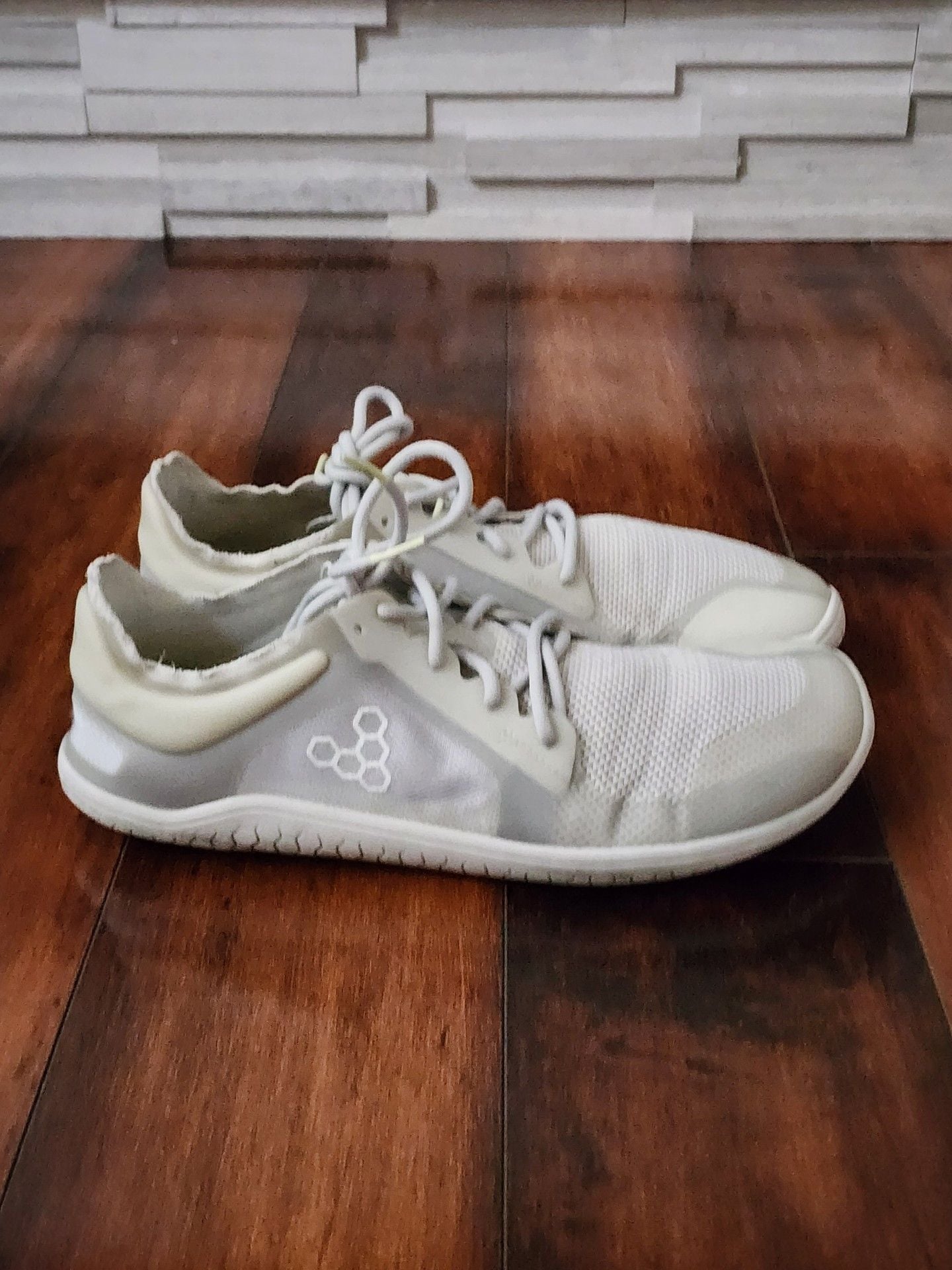 Vivobarefoot Primus Lite III White Minimalist Running Shoes 7