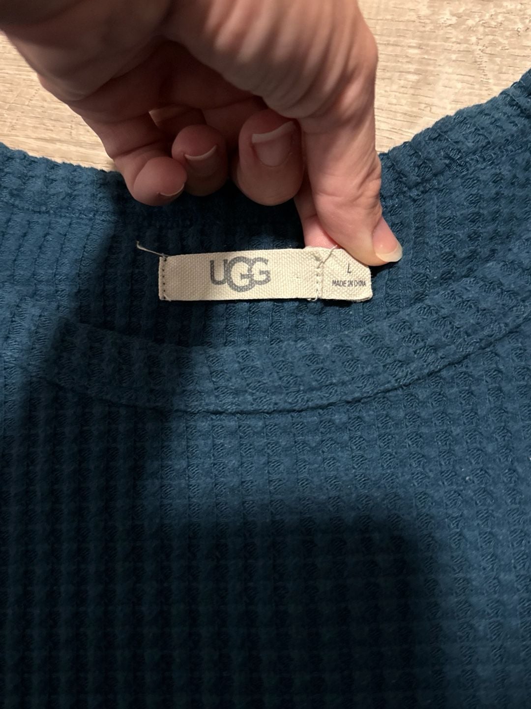 UGG Waffle Thermal Long Sleeve Crew Neck Size L Blue 3