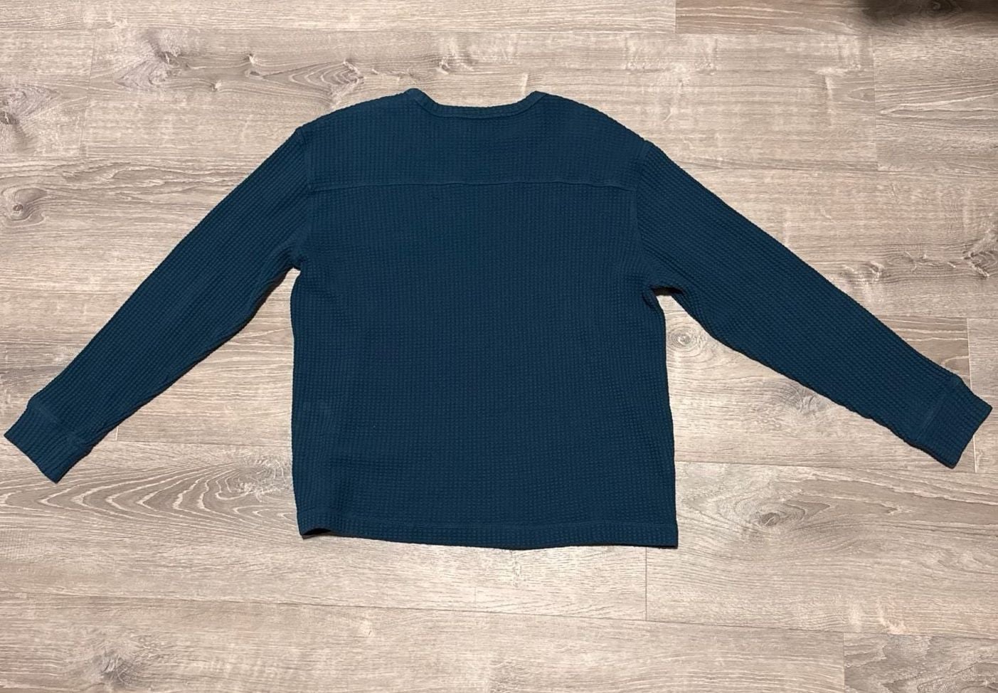 UGG Waffle Thermal Long Sleeve Crew Neck Size L Blue 4