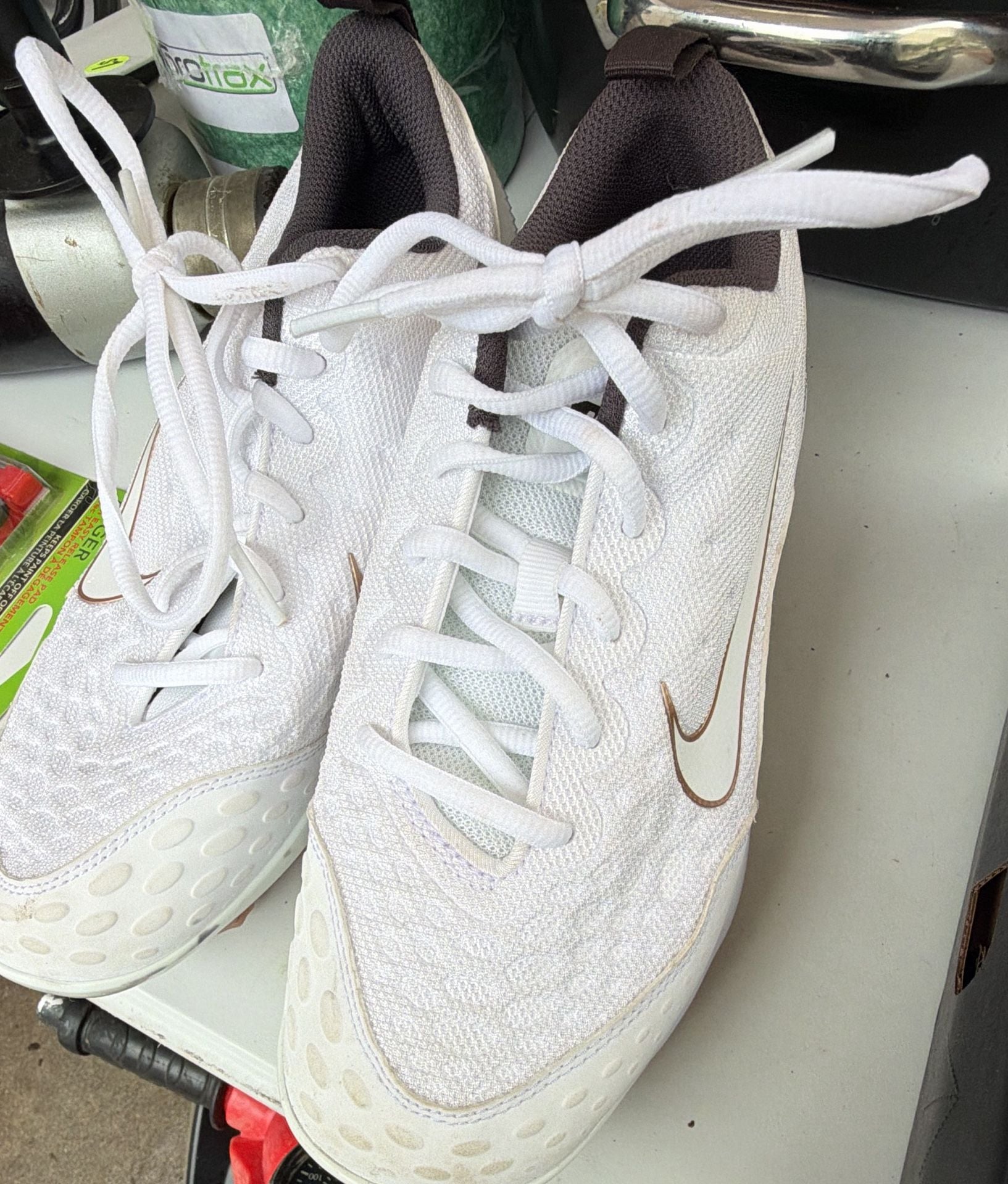 Nike Hyperdiamond 2 Pro Size 8 White Cleats 2