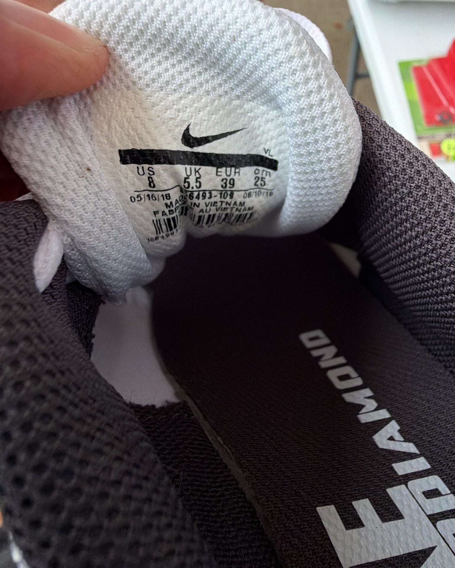 Nike Hyperdiamond 2 Pro Size 8 White Cleats 5