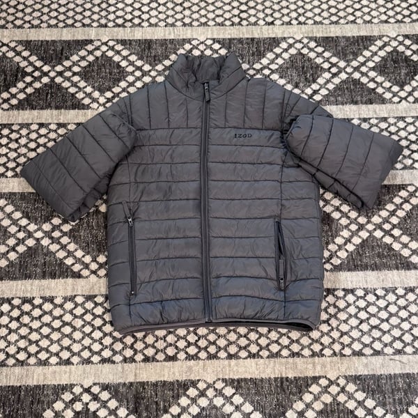 IZOD Men's Puffer Jacket Size M Gray Quilted Full Zip Coat with Pockets