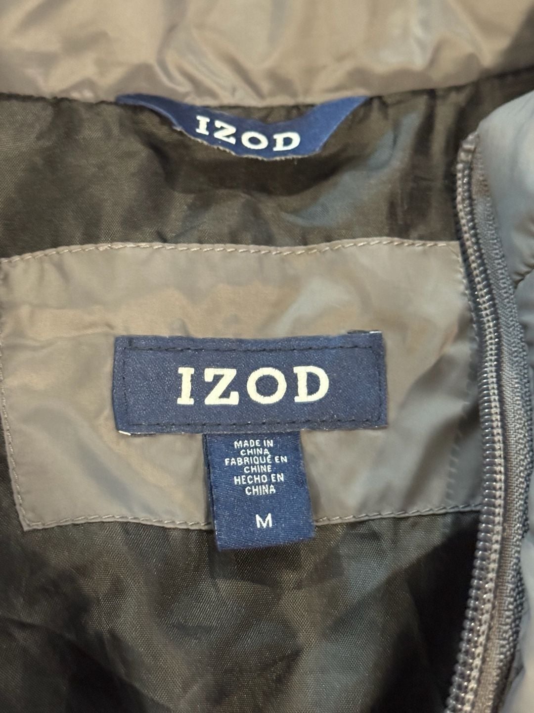 IZOD Men's Puffer Jacket Size M Gray Quilted Full Zip Coat with Pockets 6