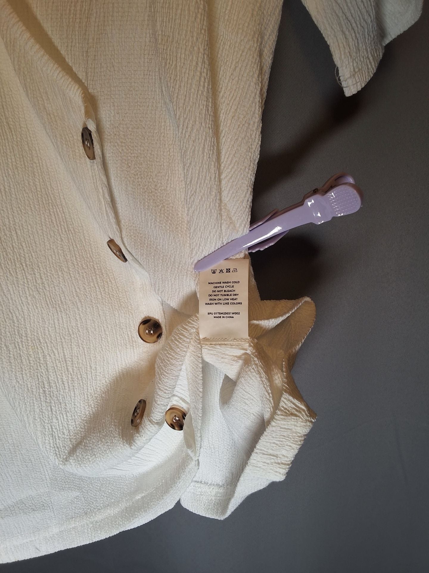 Bloomchic White V-Neck Short Sleeve Button Front Wrap Top Size 10 Medium 6
