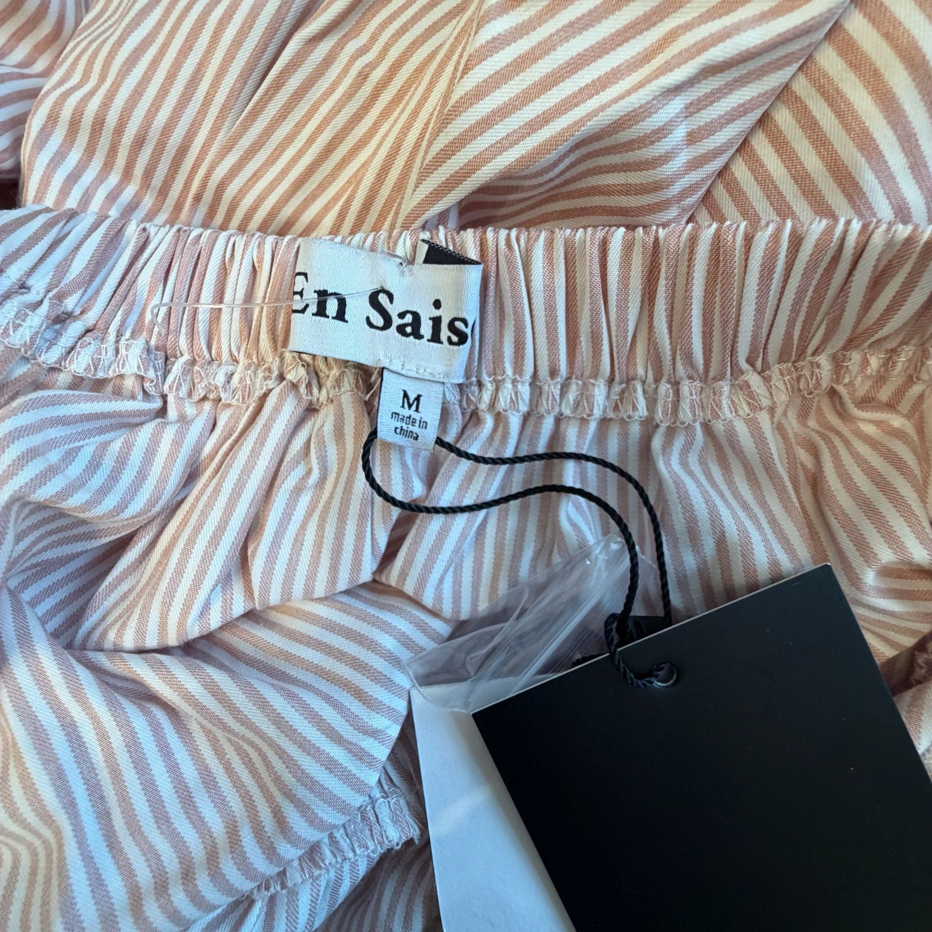En Saison Stripe Maxi Dress Size M Tan White Ruffle Flutter Sleeve 8