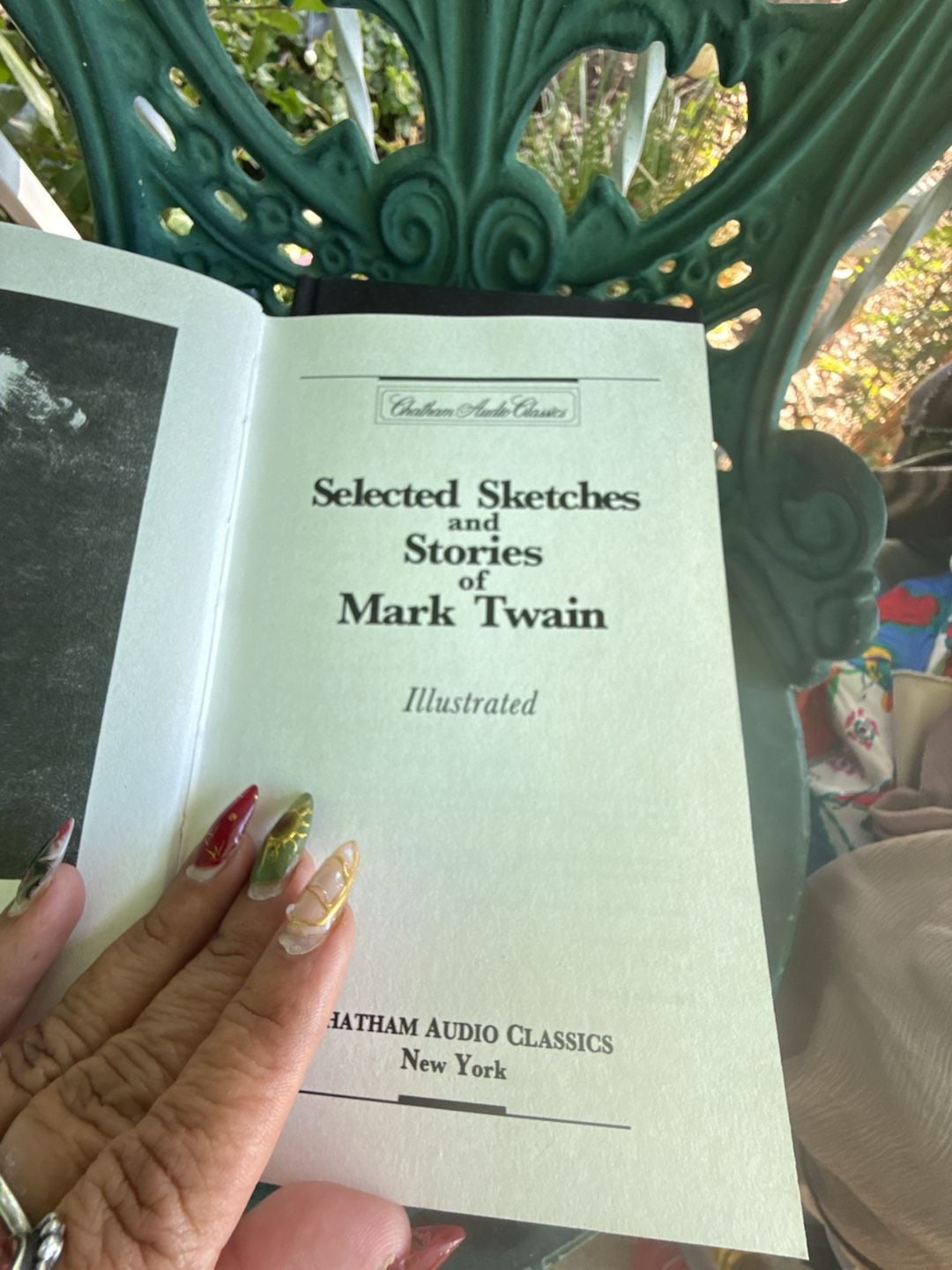 Chatham Audio Classics Selected Sketches and Stories of Mark Twain Book and 4