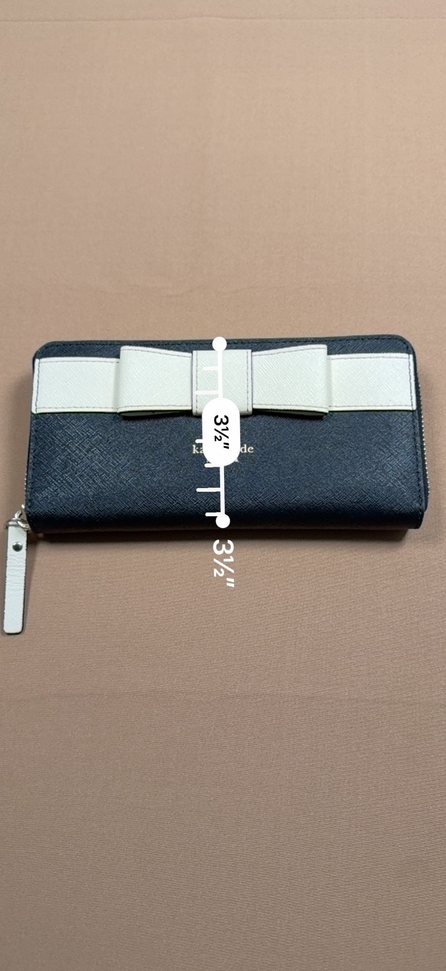Kate Spade Navy Blue and White Bow Zip Around Wallet 11