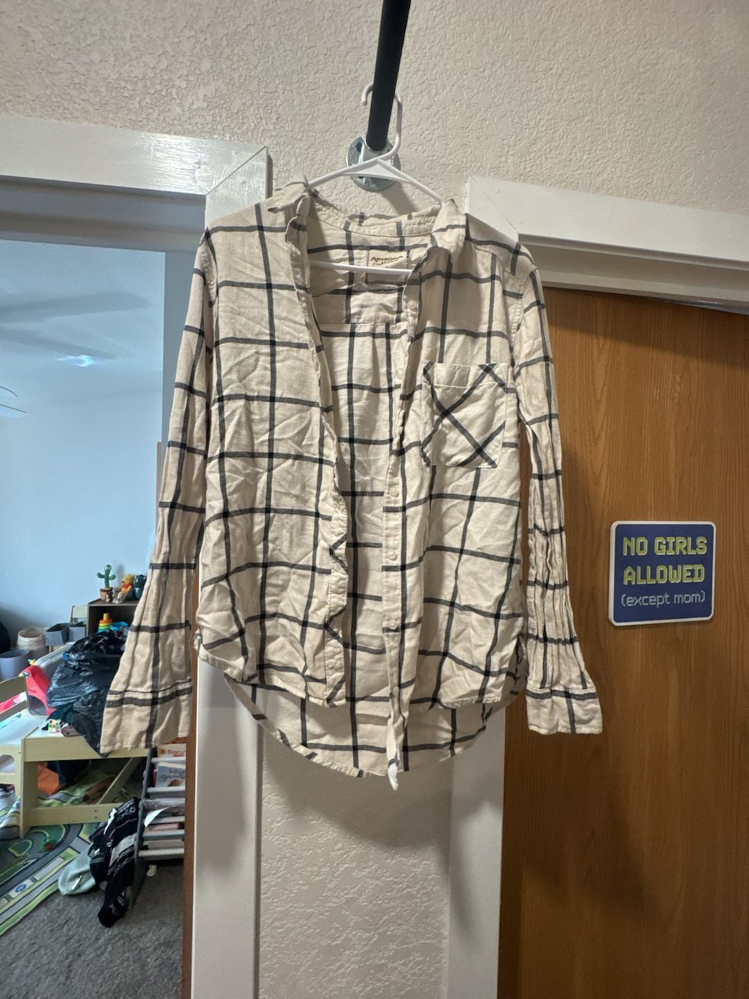 Arizona Plaid Button Down Shirt Cream Black Long Sleeve 3