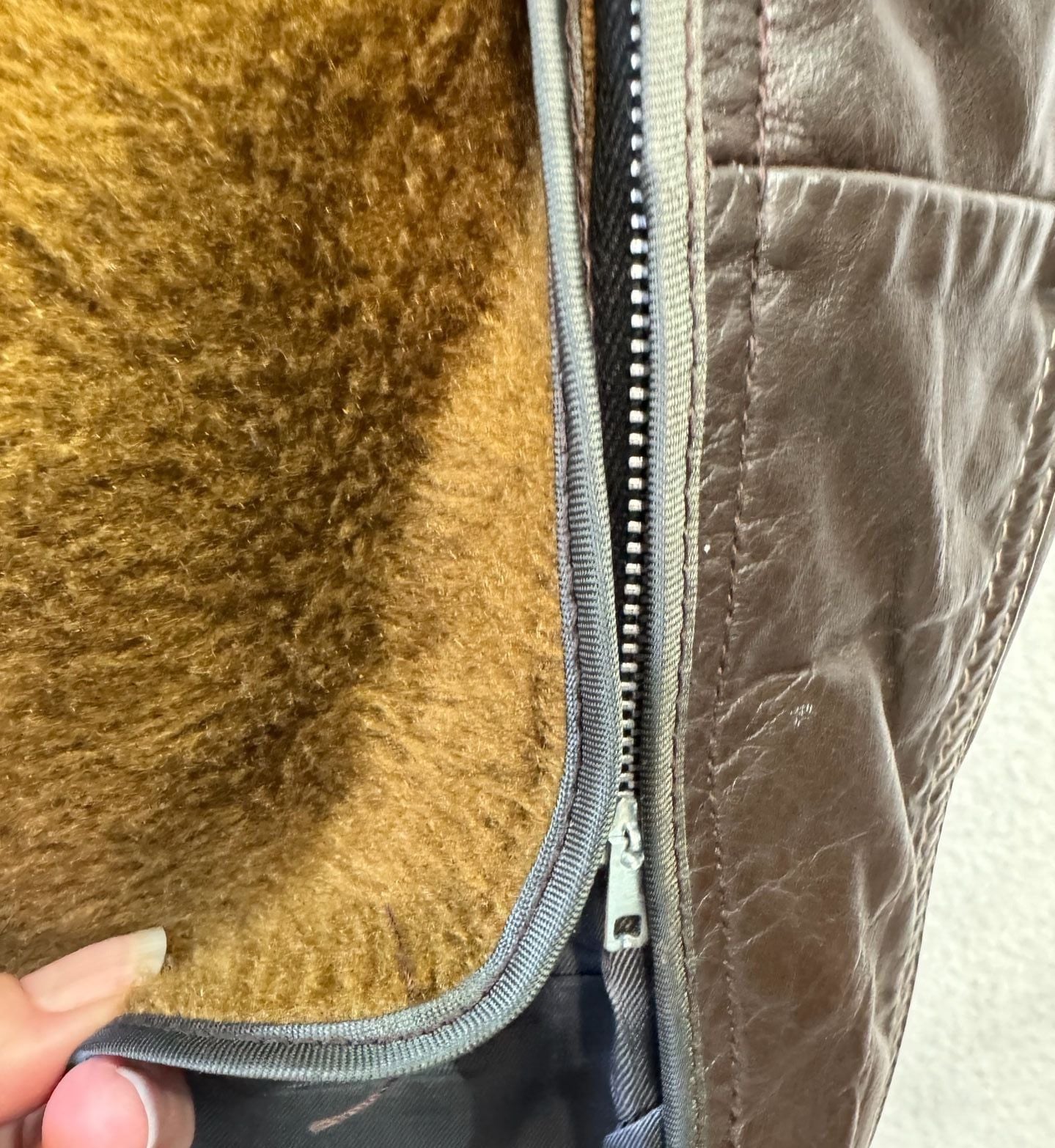 Vintage 70s Sears The Leather Shop Brown Leather Coat Men’s 40 Zip-Out Liner 7