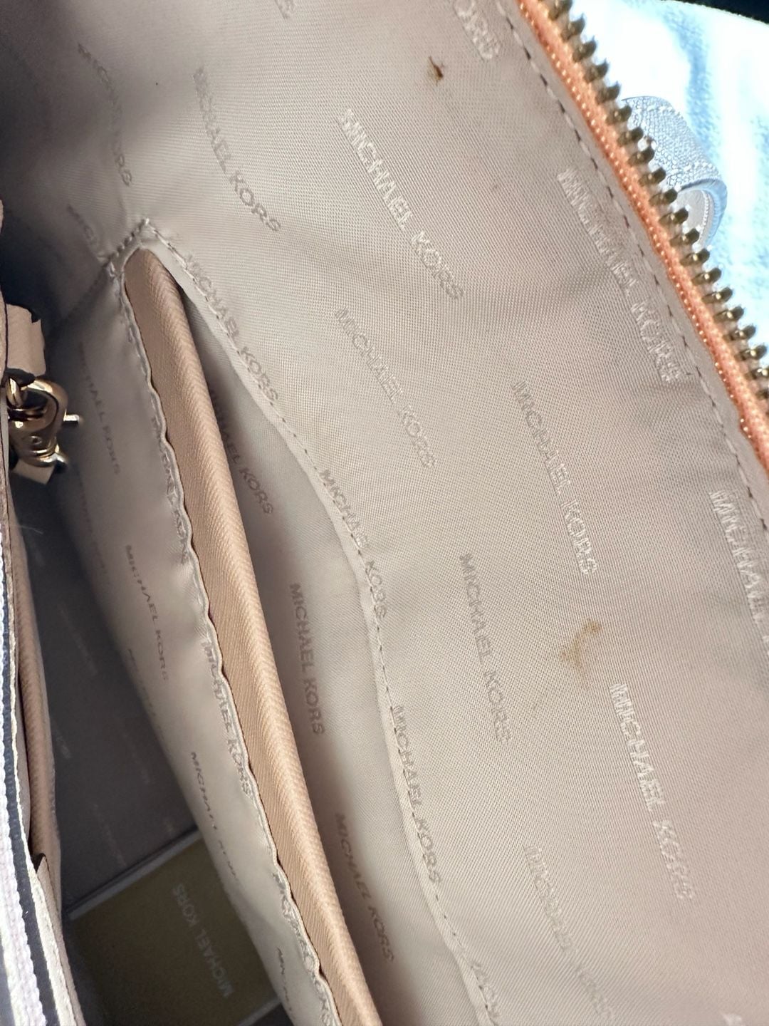 Michael Kors Jet Set East West Top Zip Tote Bag Beige Leather 10