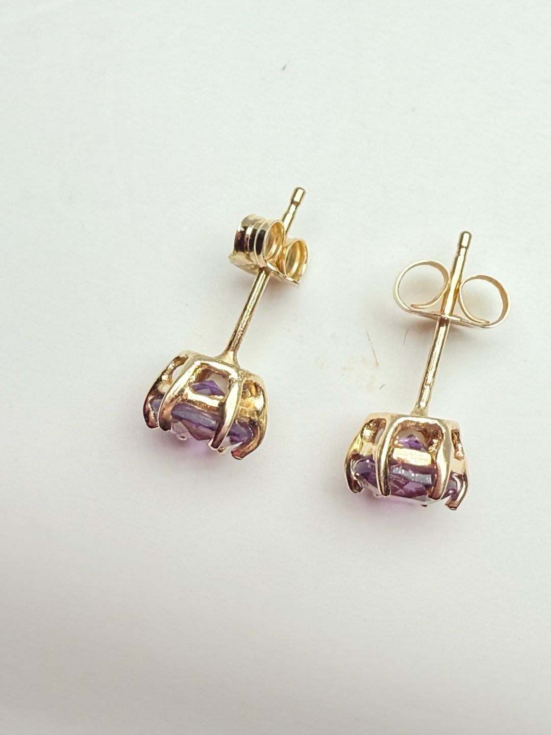 14K Solid Yellow Gold Amethyst Round Prong Stud Earrings Purple February 11