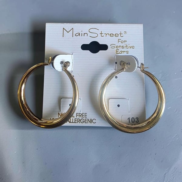 Main Street Earrings #103 Thick Gold Hoop