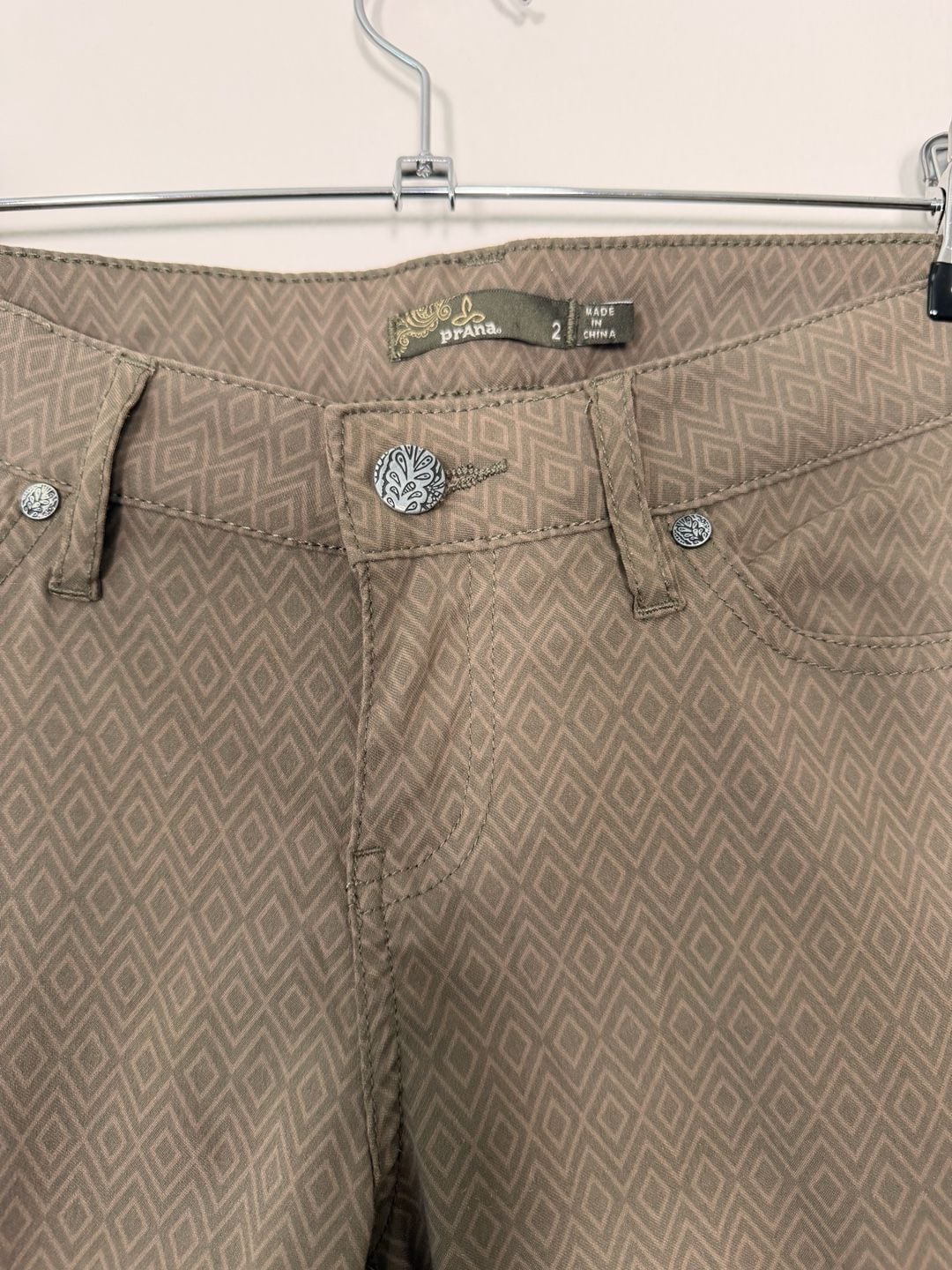 Product thumbnail 4