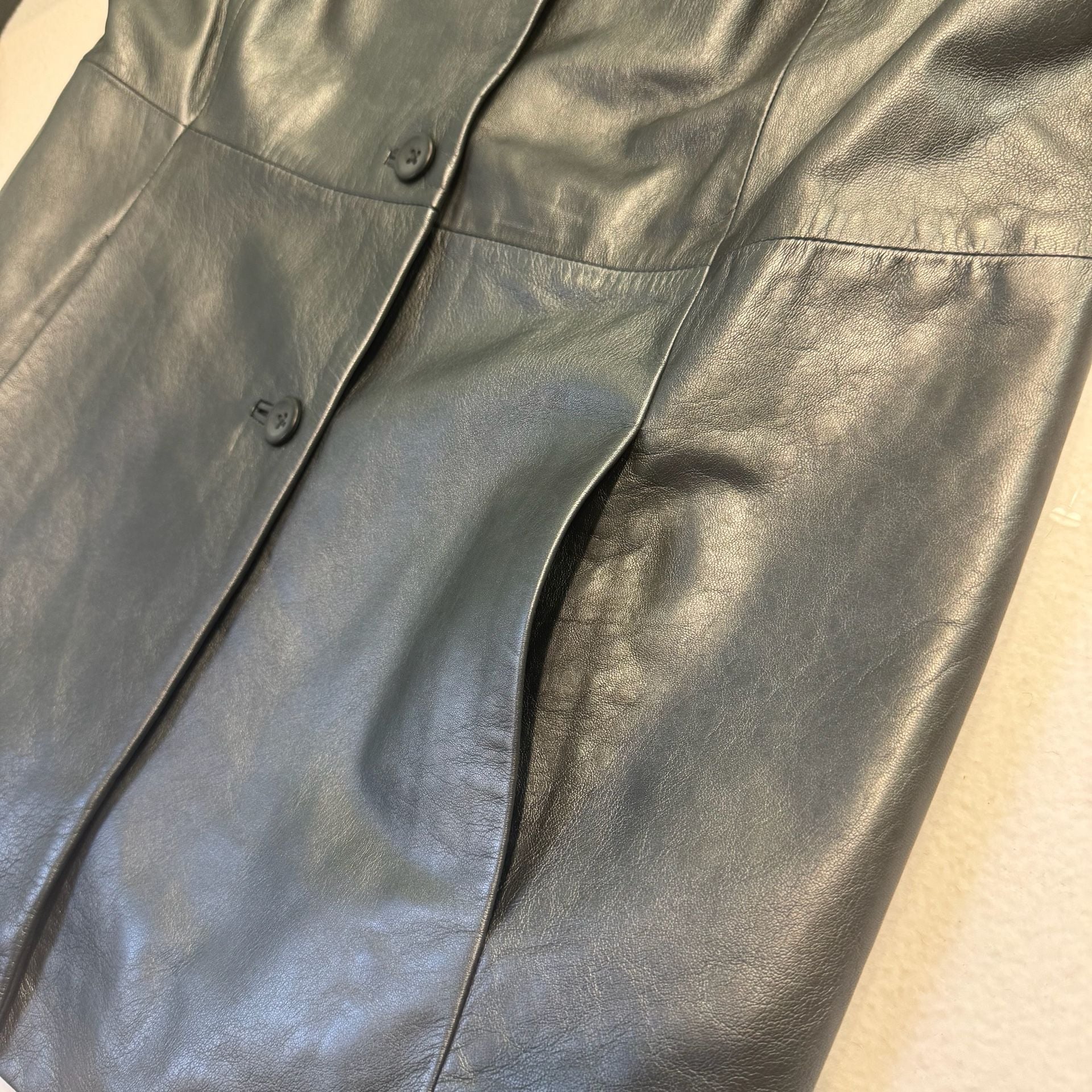Vintage Y2K Valerie Stevens Gray Silver Leather Blazer Jacket Women’s Large 7