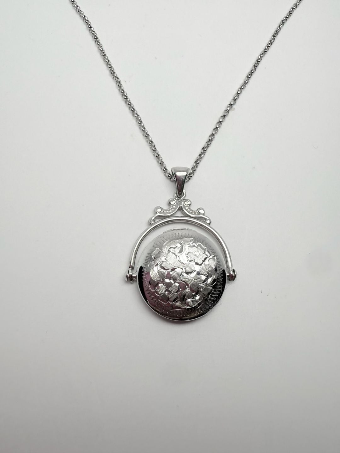 Vintage Victorian Sterling Silver Revolving Locket Necklace Silver Etched 2