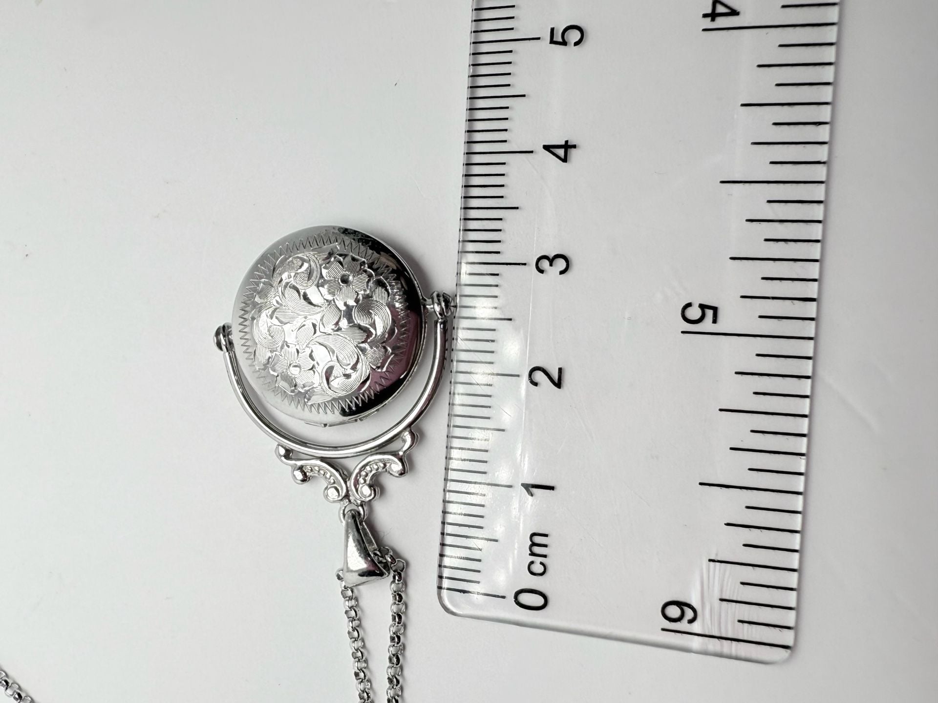 Vintage Victorian Sterling Silver Revolving Locket Necklace Silver Etched 7