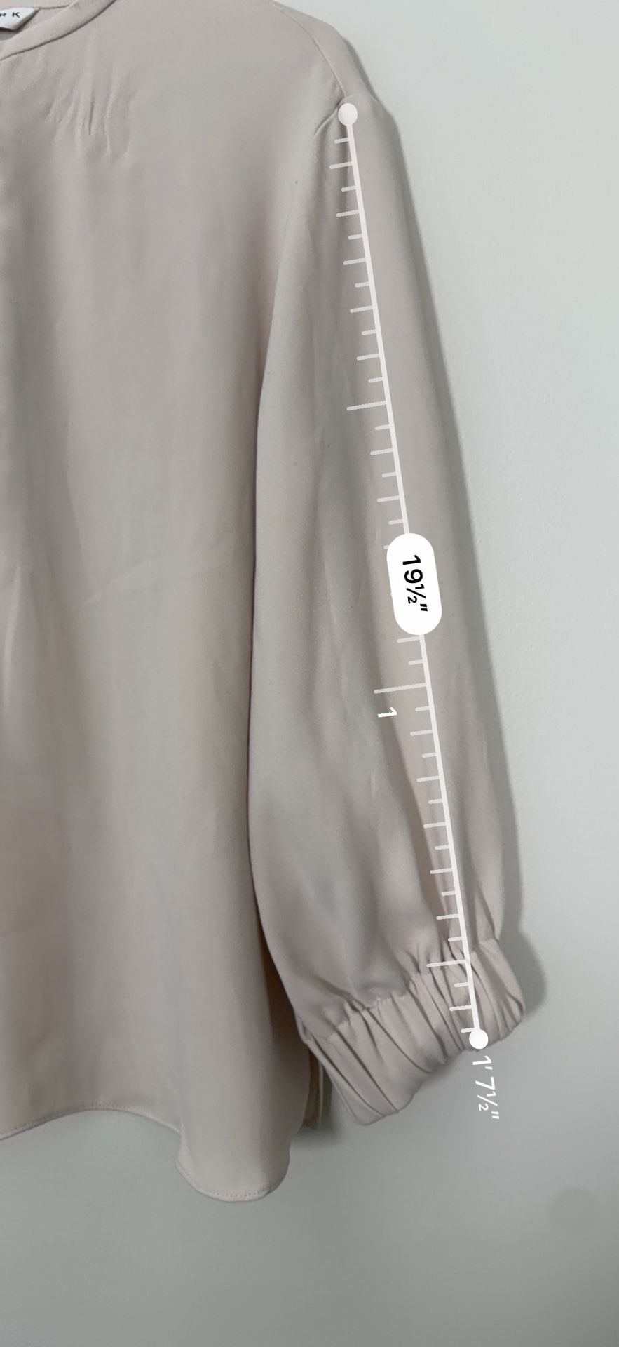 Trina Turk Blouse Size XS Pink V-Neck Long Sleeve Bell Sleeve Top 10