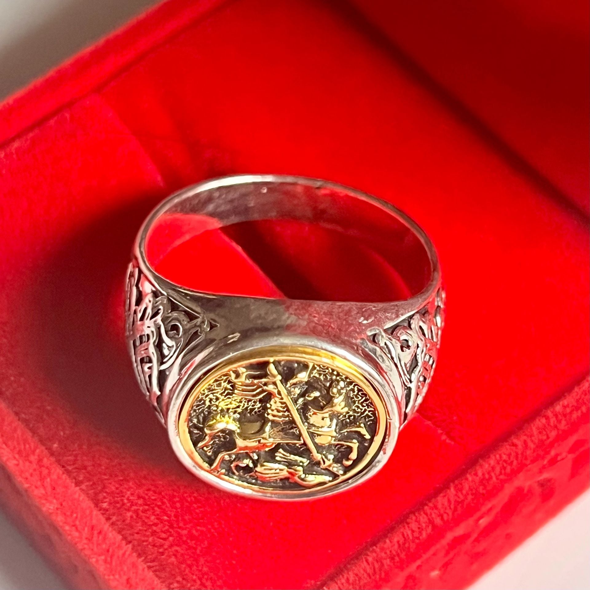 St George And The Dragon Signet Ring Two Tone Ring Size 13 7