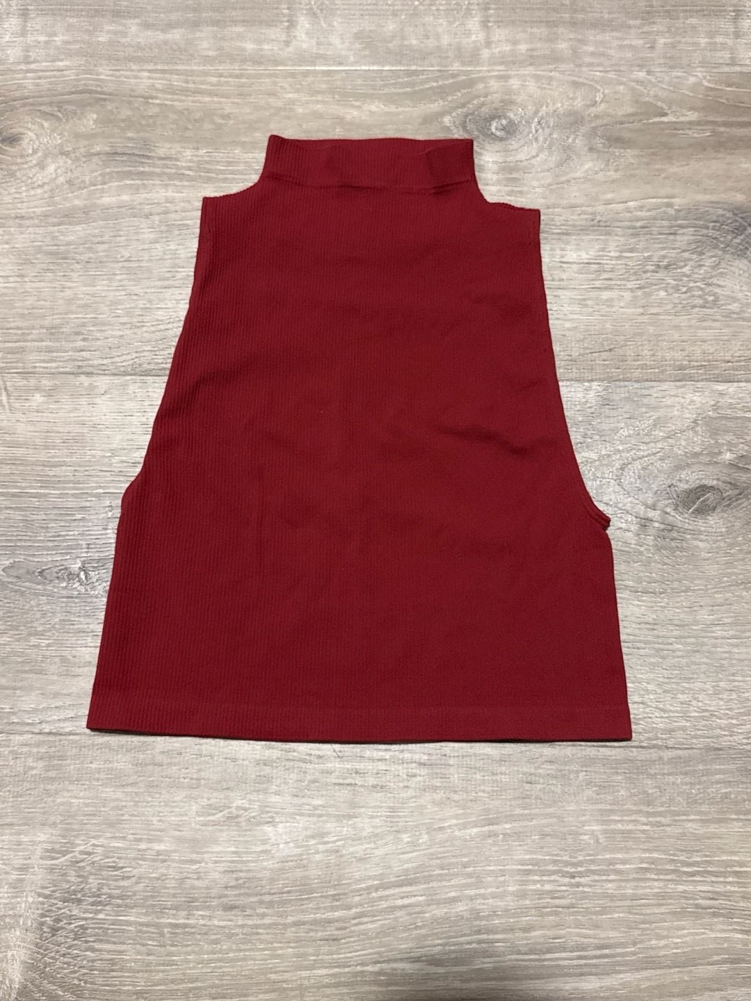 Farm Rio Mock Neck Sleeveless Tank Top Size U / MediumBurgundy Ribbed 2