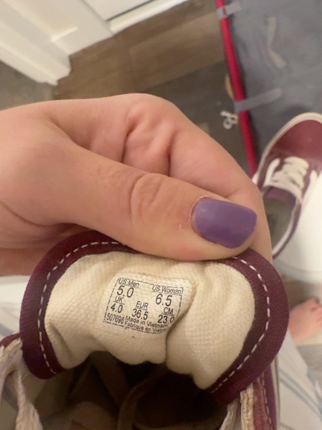 Product thumbnail 4
