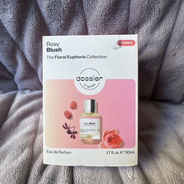ROSY BLUSH perfume Dossier The Floral