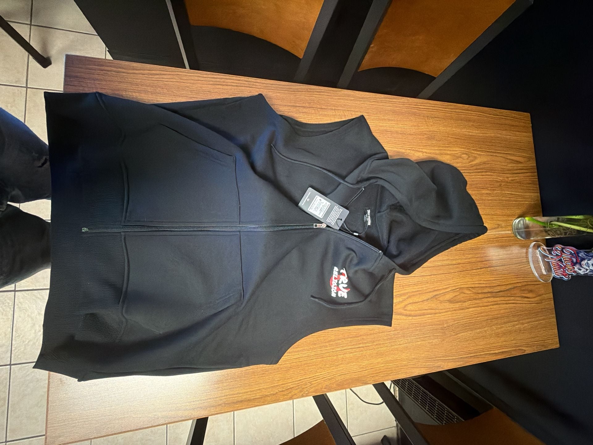 True Religion Newspaper Muscle Zip Hoodie Size L Black 2