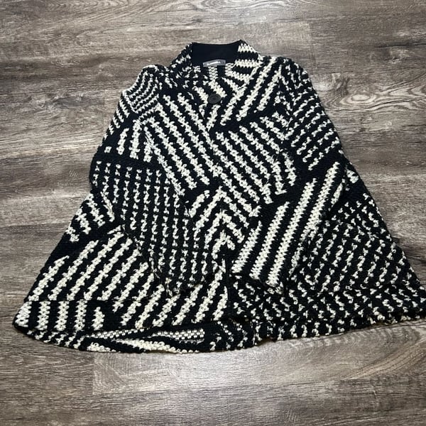 Alembika Cardigan Size 1 Black White Textured Knit Wool Blend