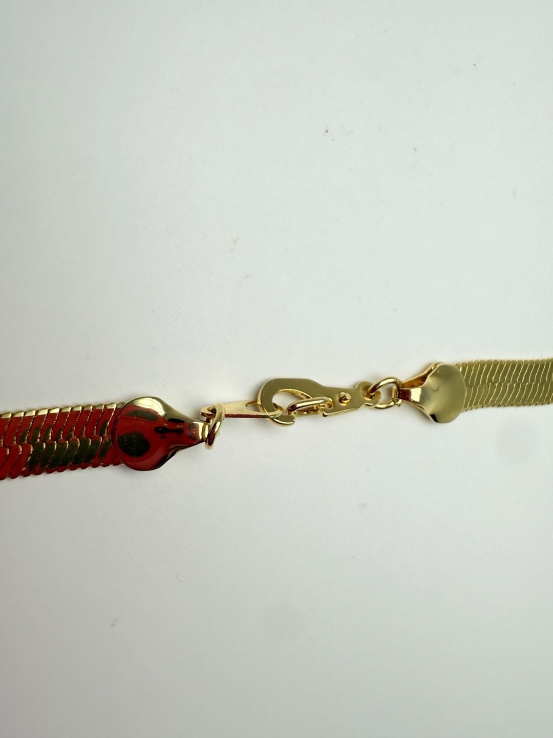 Gold Tone Herringbone Chain Necklace 18 Inches 11