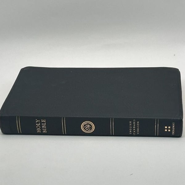 ESV Crossway Thinline Bible, Genuine Leather, Black Leather