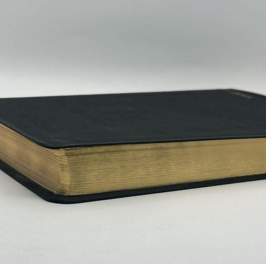 ESV Crossway Thinline Bible, Genuine Leather, Black Leather 8