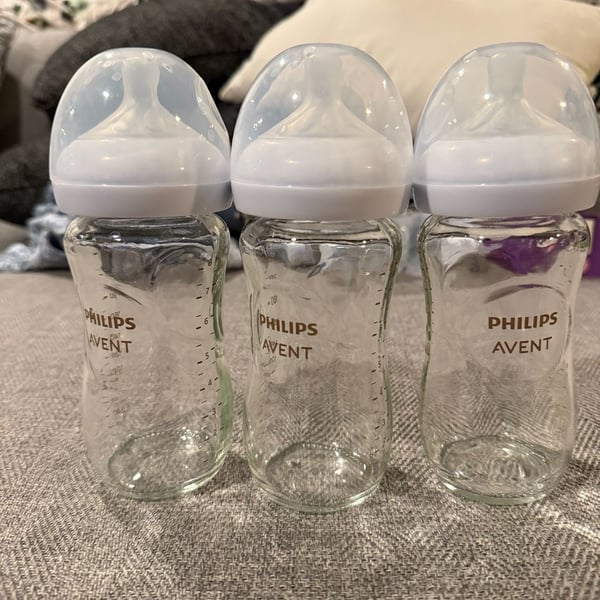Philips Avent Glass Baby Bottle 8oz Natural Response 3-Pack Clear