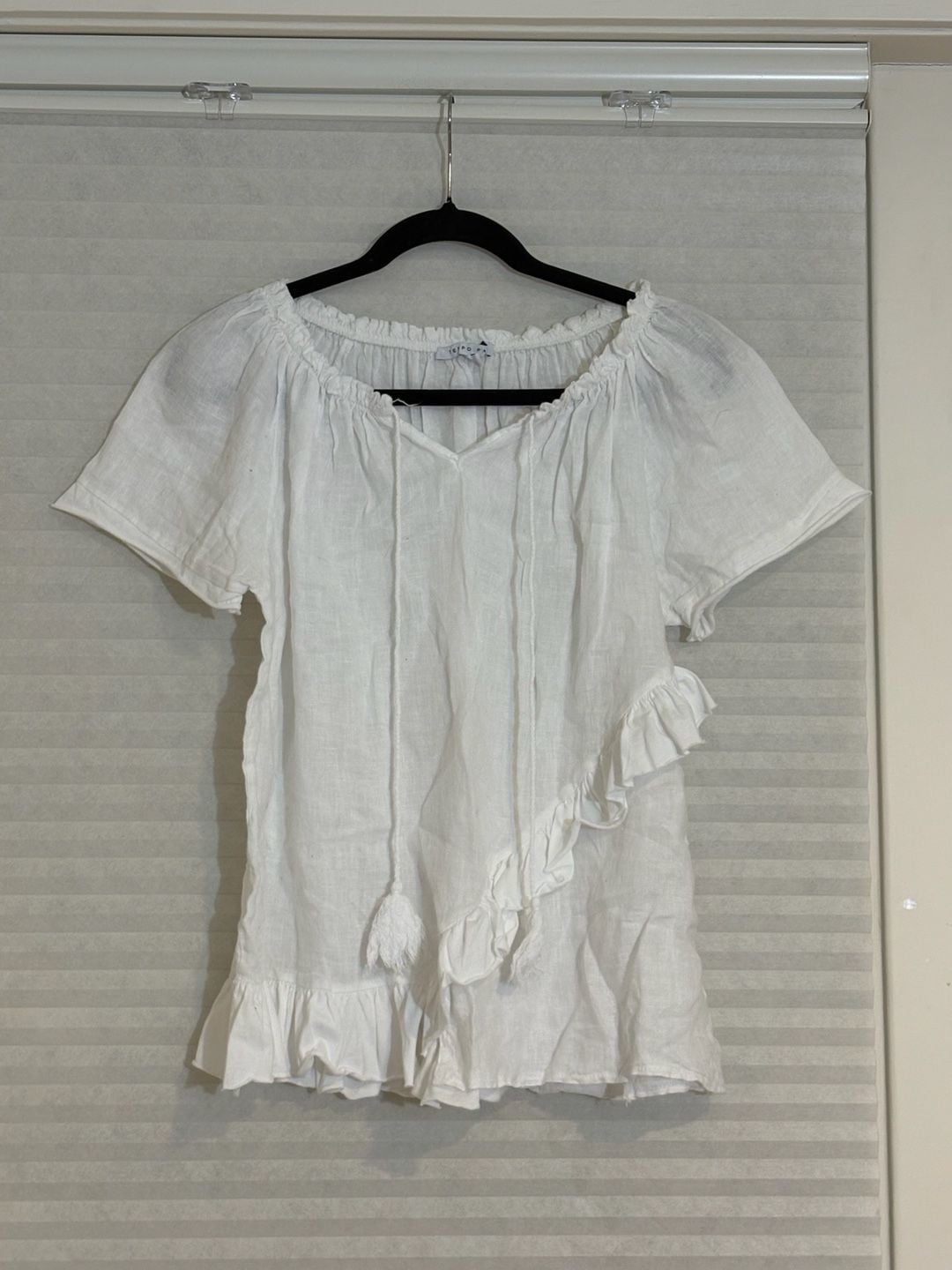 Tempo Paris Blouse Style 1372A Size S/M White 100% Linen Ruffle 2