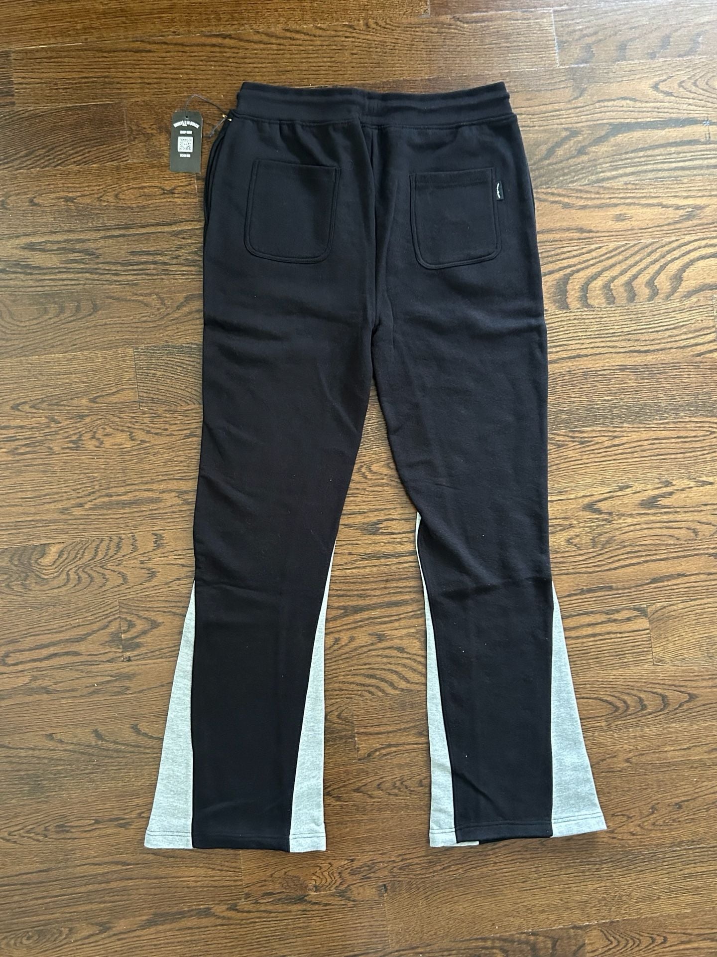 Hustle N Stack Colorblocked Flare Sweatpants Black Gray NWT 8