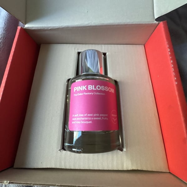 Pink Blossom - Dossier