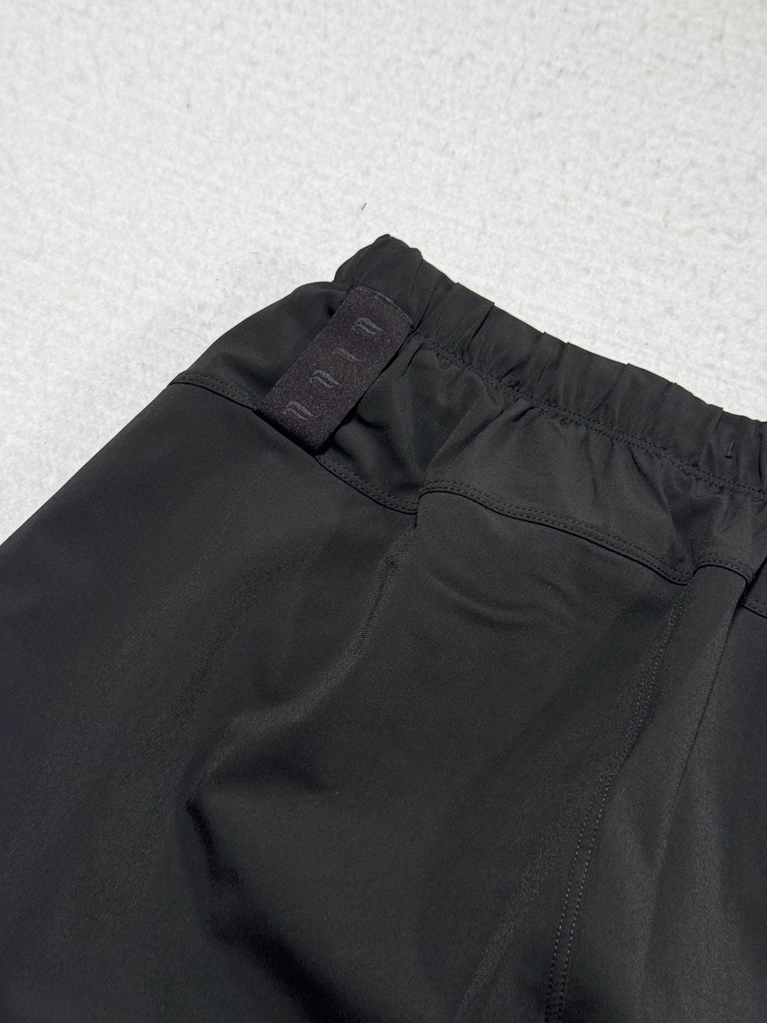 Fabletics Lined Athletic Shorts Size S Black Pocket 11