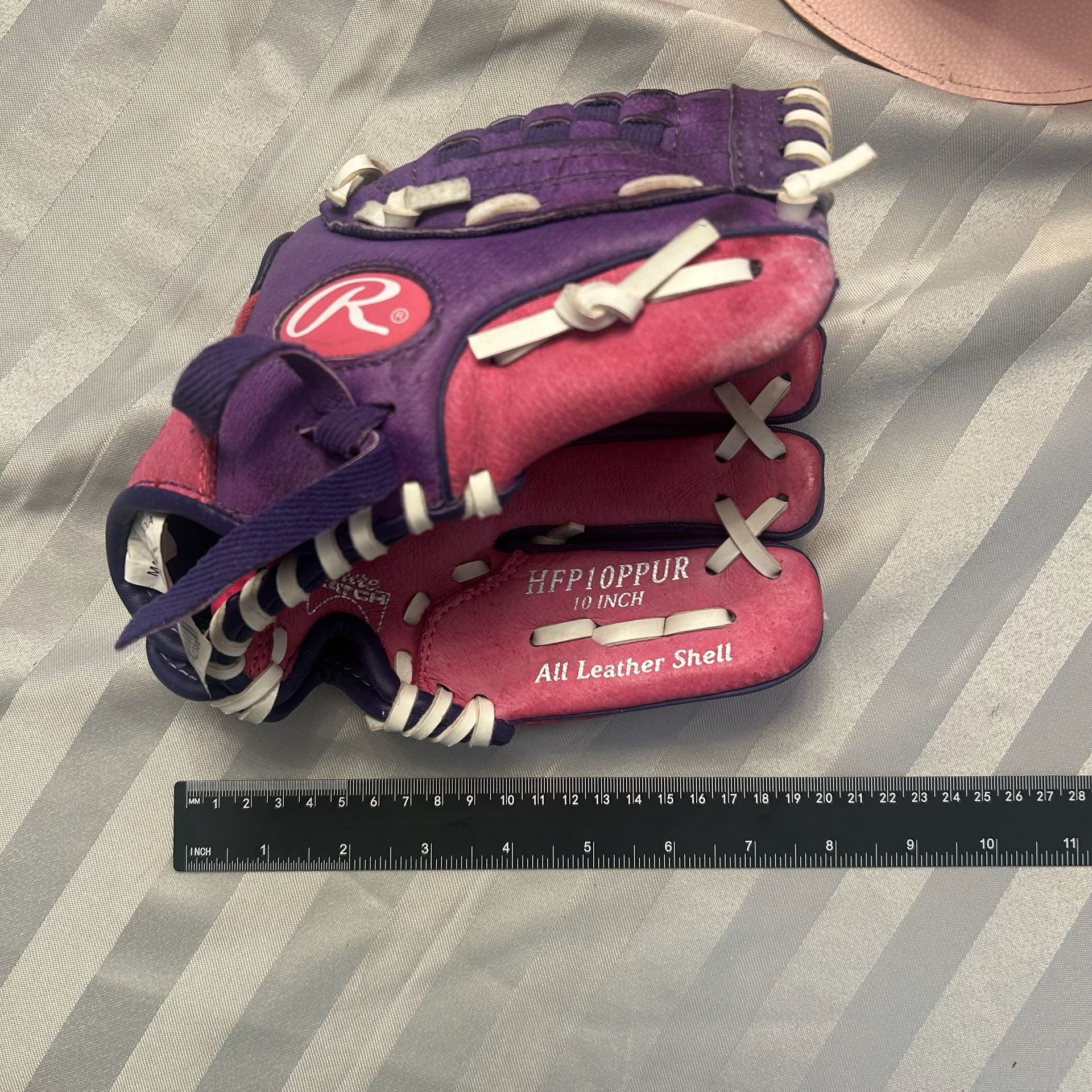 Rawlings 10" Youth Softball Glove Purple/Pink + 2 Wiffle Balls Bundle 8