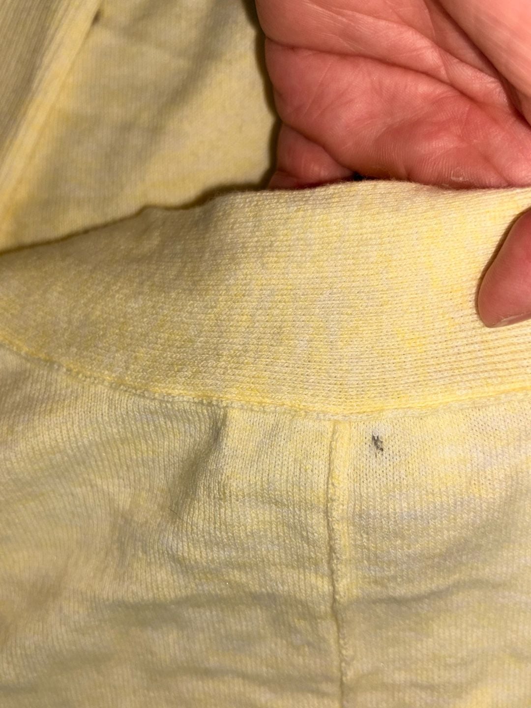 Kinross Cashmere V-Neck Sweater Yellow 4