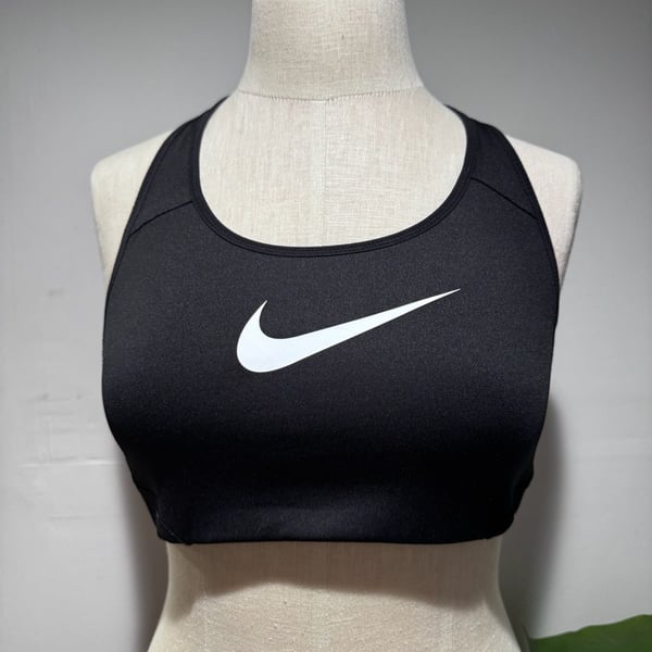 Nike Victory Shape Sports Bra Size M Black White