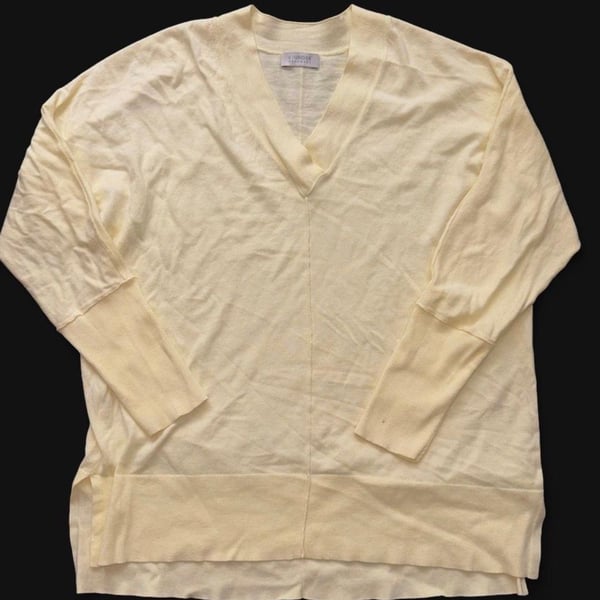 Kinross Cashmere V-Neck Sweater Yellow