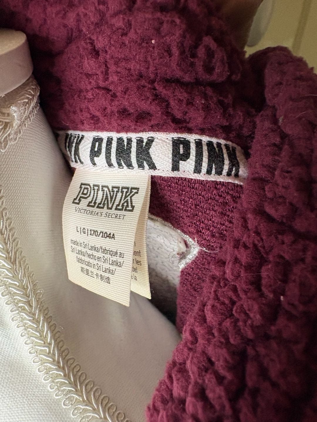 Victoria's Secret Pink Sherpa Pullover CHI Size L Burgundy Sequin 4